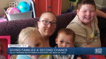 Arizona program helps reunite recovering addicts with their children