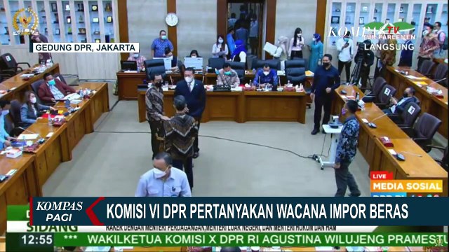 Mendag: Tidak Ada Impor Beras Saat Panen Raya