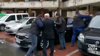 Çekiçle öldürüp cesedi streç film ile sardılar