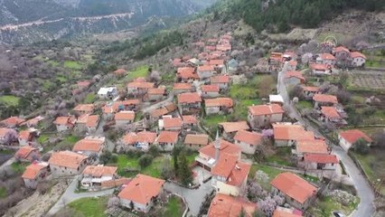 Antalya'nın tarihi "düğmeli evleri" özgün mimarisiyle hem yaşayanı hem de ziyaretçisini mutlu ediyor
