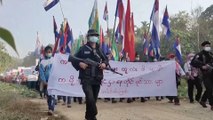 استمرار الاحتجاجات المناهضة للانقلاب العسكري في ميانمار