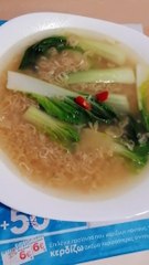 Noodles with chinese cabbage