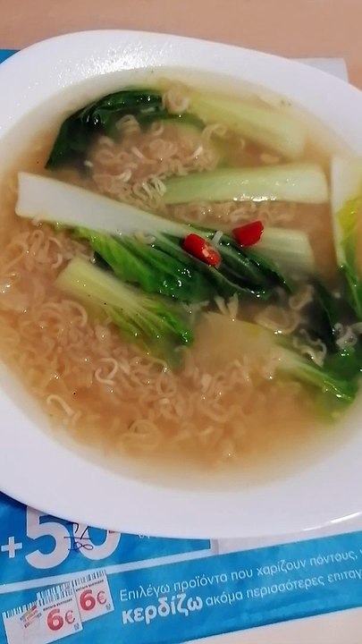 Noodles with chinese cabbage