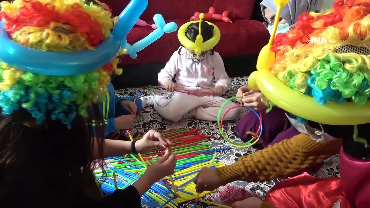 Lösemiyi yenen genç şimdi hastalara umut oluyor