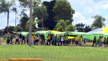 Brésil : l'anniversaire de Bolsonaro en plein Covid-19