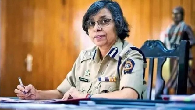 Maha: Officer punished for exposing police transfer racket!