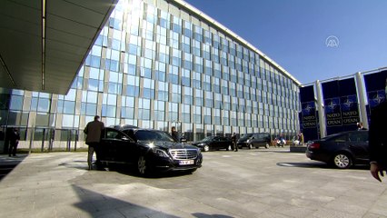 BRÜKSEL - Çavuşoğlu, NATO dışişleri bakanları toplantısında