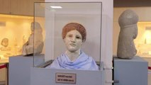 Bolu Müzesi'nde bulunan 2000 yıllık heykel başının 