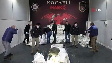 Zehir tacirlerine büyük darbe... Şeker çuvallarında 4 ton uyuşturucu ele geçirildi