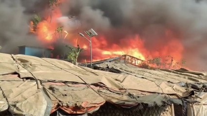 로힝야 난민촌 대형 화재..."15명 사망·400명 실종" / YTN