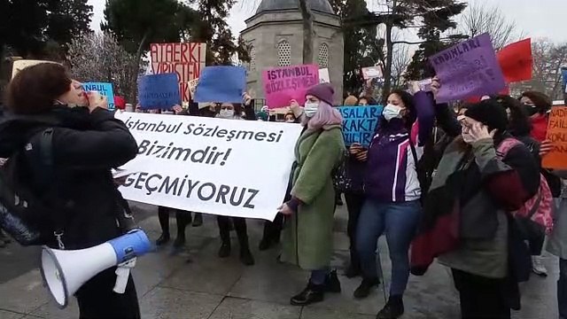 Kadınlardan Esenyalı ve Beşiktaş'ta İstanbul Sözleşmesi için eylem: Haklarımızdan ve hayatlarımızdan vazgeçmeyeceğiz