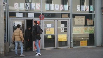 Los teatros ocupados en Francia, un nuevo escenario del malestar juvenil