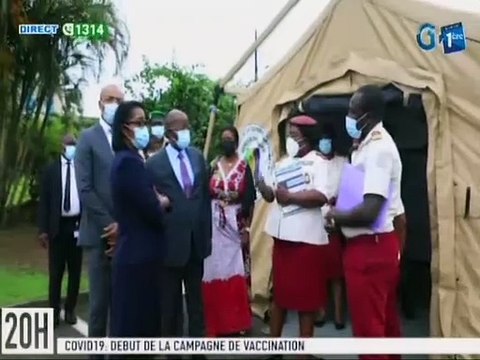 RTG/ Covid-19- visite du Premier Ministre et du Ministre de la santé dans les lieux de vaccination
