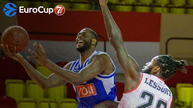 Cobbs, Reed combine for 22 fourth-quarter points vs. Monaco