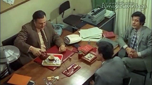 SCUSI MA LEI LE PAGA LE TASSE (2 tempo) FRANCO FRANCHI E CICCIO INGRASSIA