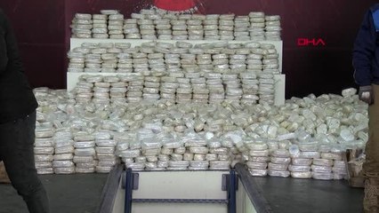 KOCAELİ Limanda 3 bin 860 kilo esrar, 99 bin uyuşturucu hap ele geçirildi