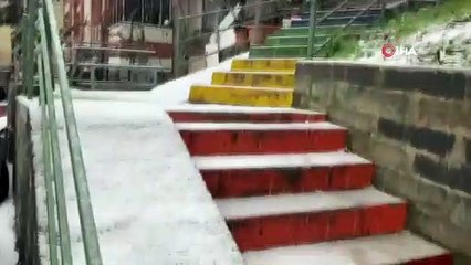 Eyüpsultan’da yollar beyaza büründü, araçlar ilerlemekte güçlük çekti