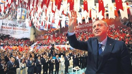 Son Dakika! AK Partili Hayati Yazıcı: Kongrede yapılacak tüzük değişikliğiyle genel başkanvekili sayısı 2'ye çıkacak