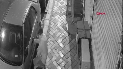 KAĞITHANE'DE PATRON İŞ YERİNDEN 25 BİN LİRALIK MALZEME ÇALAN HIRSIZLARI KOVALADI