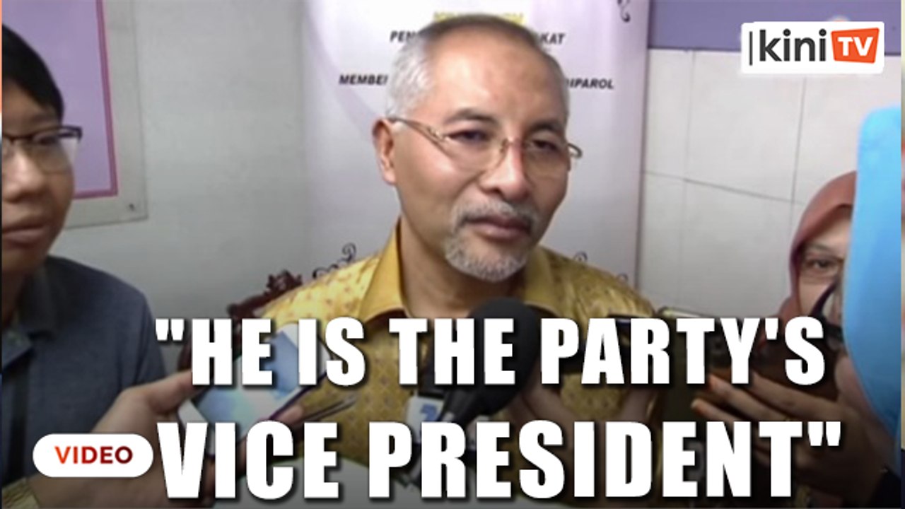 Ismail needs to voice out stance on Umno-Bersatu split, says Khir Toyo