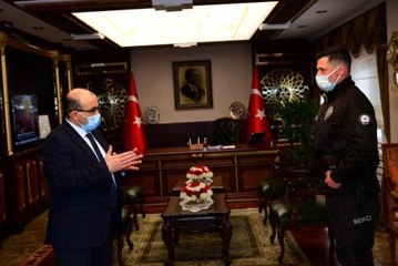 İskeleden denize düşen genç kızı kurtaran kahraman bekçi o anları anlattı