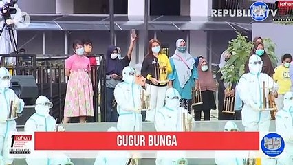 Pertunjukan Angklung oleh Pasien dan Nakes Wisma Atlet