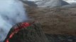 Así se ve desde el aire el volcán islandés Fagradalsfjall que arroja lava desde hace varios días
