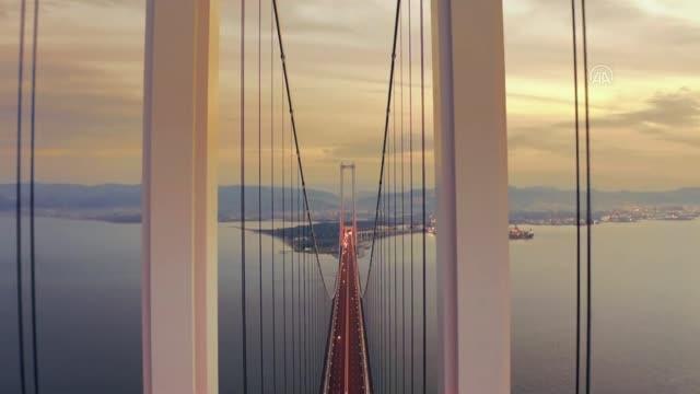 AK Parti 7. Olağan Büyük Kongresi için hazırlanan 100 Yılın İşini 18 Yıla Sığdırdık videosu