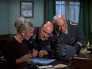 [PART 4 Klink's Escape] Its Klink's first escape, he can't think of everything- Hogan's Heroes 5x26