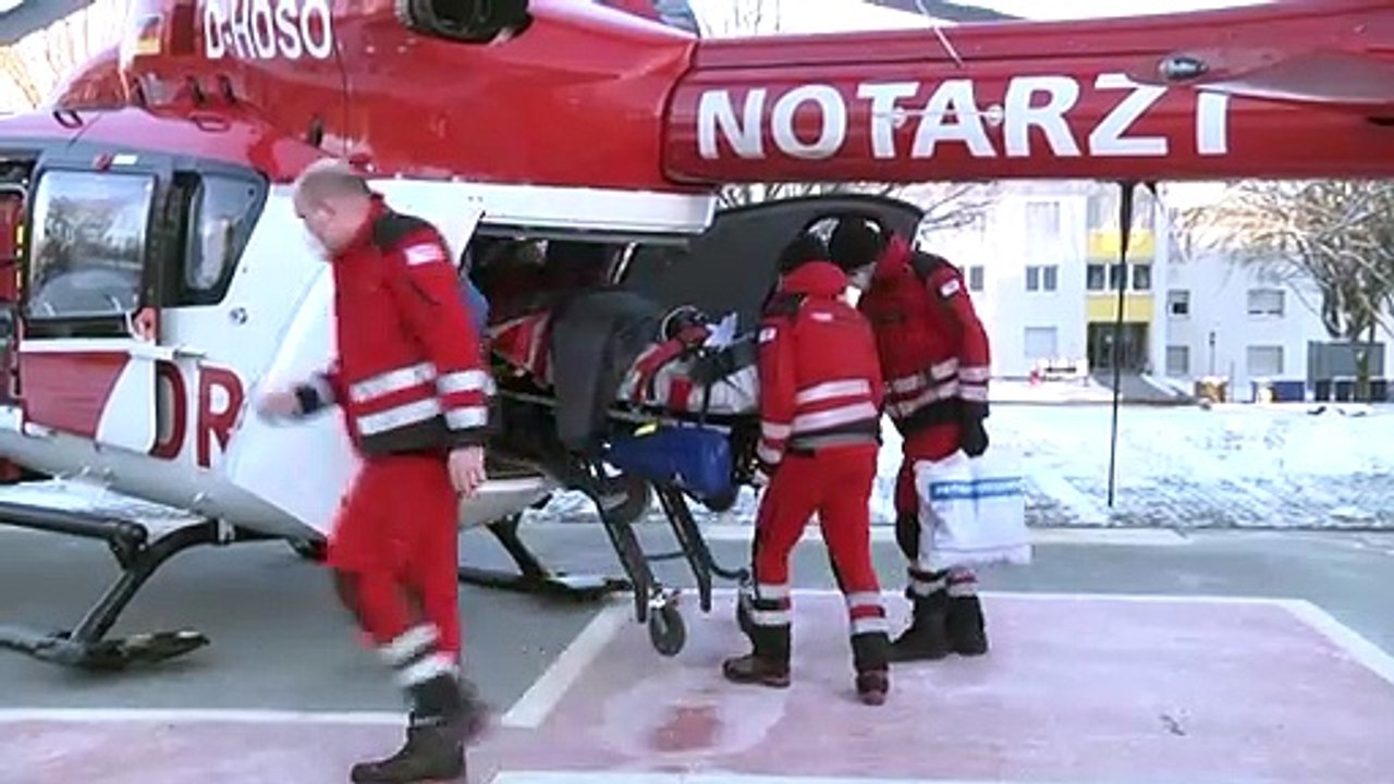 Helden im Helikopter: Im Einsatz mit Luftrettern