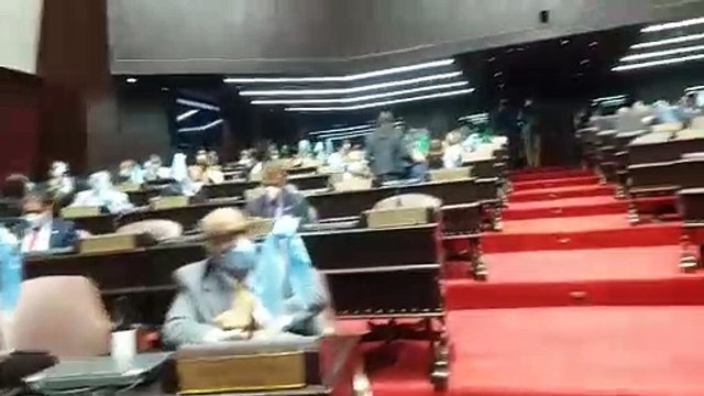 Diputados inician la lectura de 412 artículos del Código Penal
