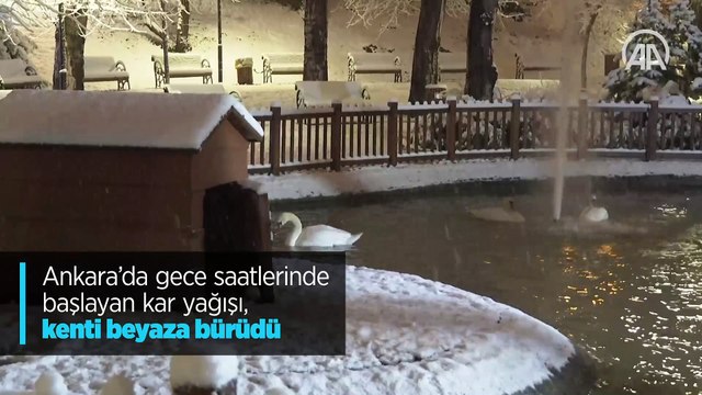 Ankara'da gece saatlerinde başlayan kar yağışı, kenti beyaza bürüdü