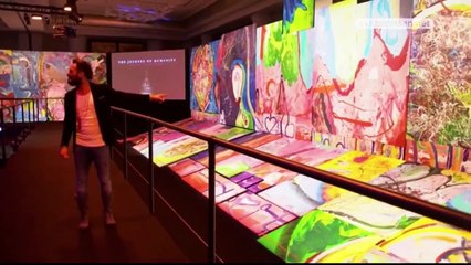 لوحة "رحلة الإنسانية" في دبي: تدخل موسوعة غينيس وتُباع بضعف السعر المتوقع