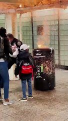 Download Video: Quand une poubelle explose sans raison dans le métro de New-York