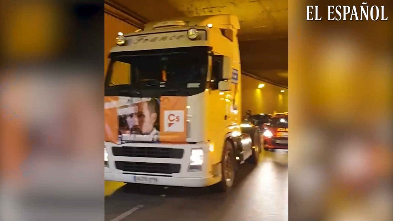 Caravana de coches, motos y camiones de Ciudadanos