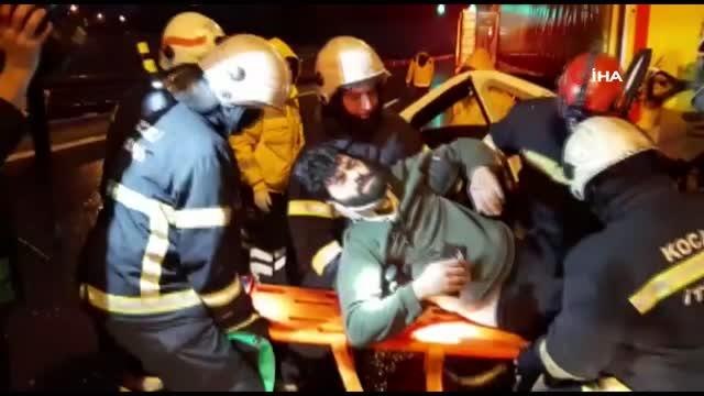 Panelvan araç TEM'de tıra arkadan çarptı: 2 yaralı