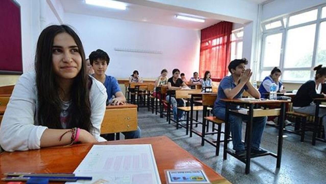 Son Dakika: Koronavirüs riski yüksek/çok yüksek illerde 5, 6 ve 7. sınıflarda yüz yüze sınavlar 3 Mayıs'a ertelendi
