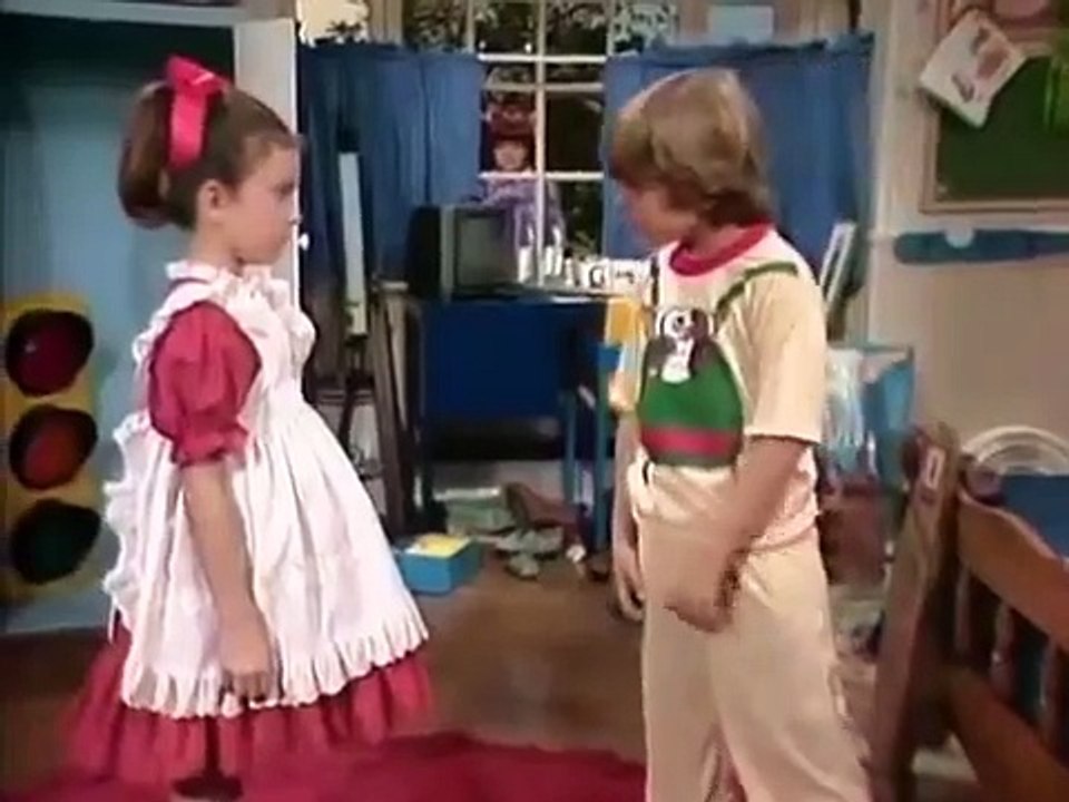 Small Wonder   Season 1 Episode 2 The Neighbors