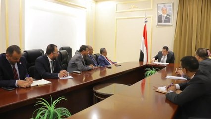 اليمن.. انتظار وصول سفن نفطية إلى الحديدة