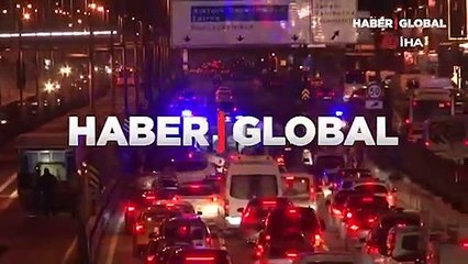 İstanbul'da feci kaza! Ortalık savaş alanına döndü