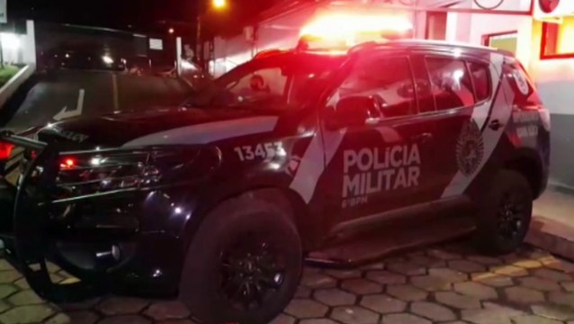 Choque apreende drogas, munições, armas e detém trio no Bairro Santo Onofre