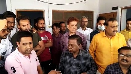 Télécharger la video: बेलरायां चीनी मिल का अभी न पेराई कब तक होगी नही पता