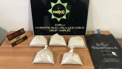 Ticari takside 5 kilo eroin ele geçirildi