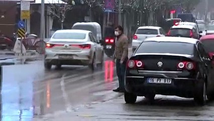 Bursa’da kar yağışı etkili oluyor