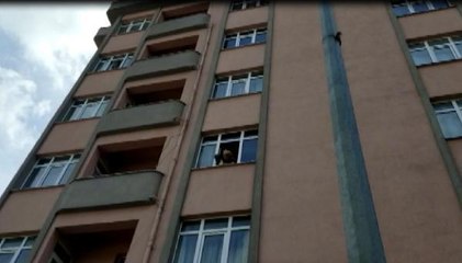 4'üncü kat penceresinden düşen kadın öldü