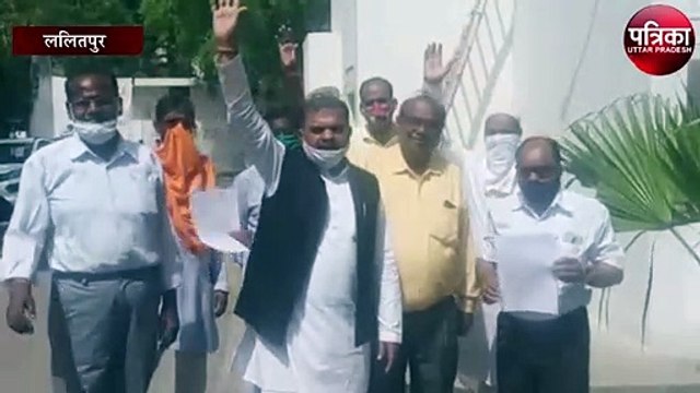 अपनी मांगों को लेकर हिंदी मीडियम प्राइवेट स्कूल मैनेजमेंट एसोसिएशन ने ज्ञापन देकर उठाई मांग