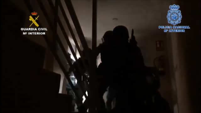 Desmantelada una red criminal especializada en el robo de vehículos para su posterior modificación y venta