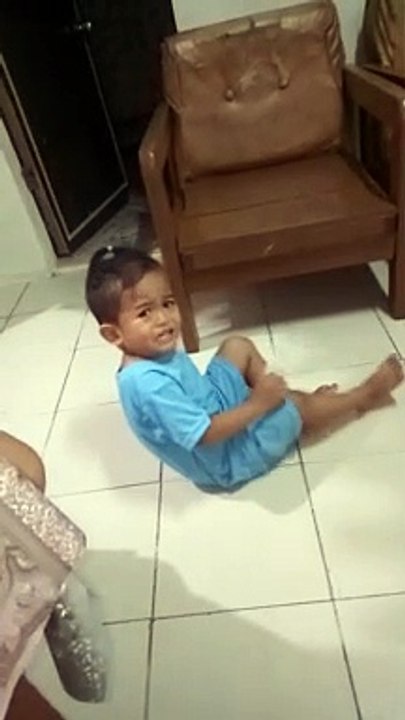 kakukilitan ng bata 