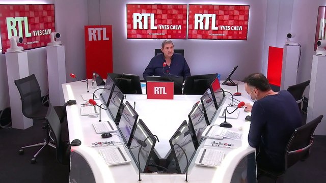 Ecoutez Mick Jagger chanter As Tears Go By ... en italien