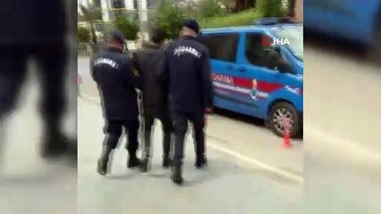 Dört motosiklet çaldı, yaya olarak yakalandı
